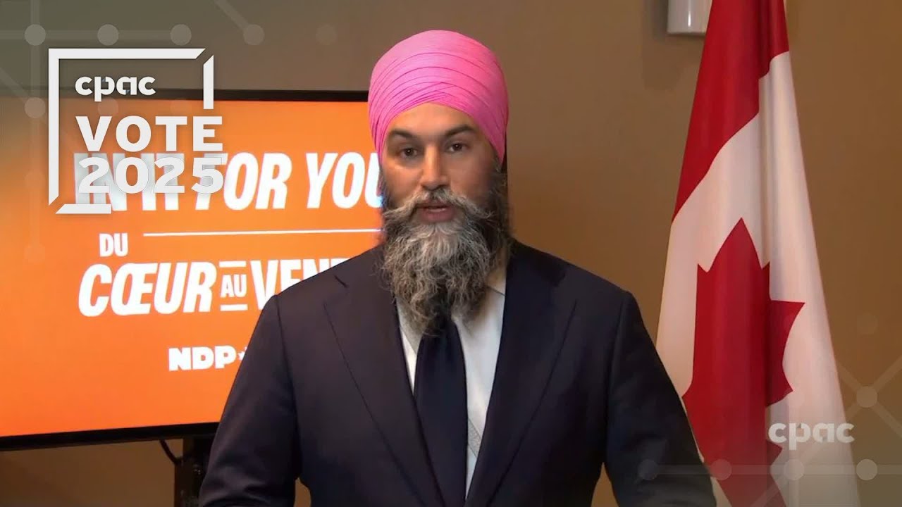 NDP Leader Jagmeet Singh speaks with reporters in Montreal – April 17, 2025