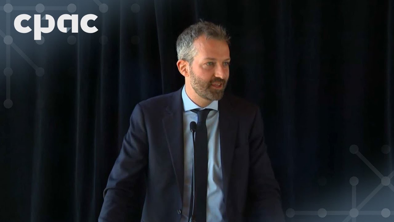 Le ministre de l’Approvisionnement Joël Lightbound fait une annonce à Québec – 25 juin 2025