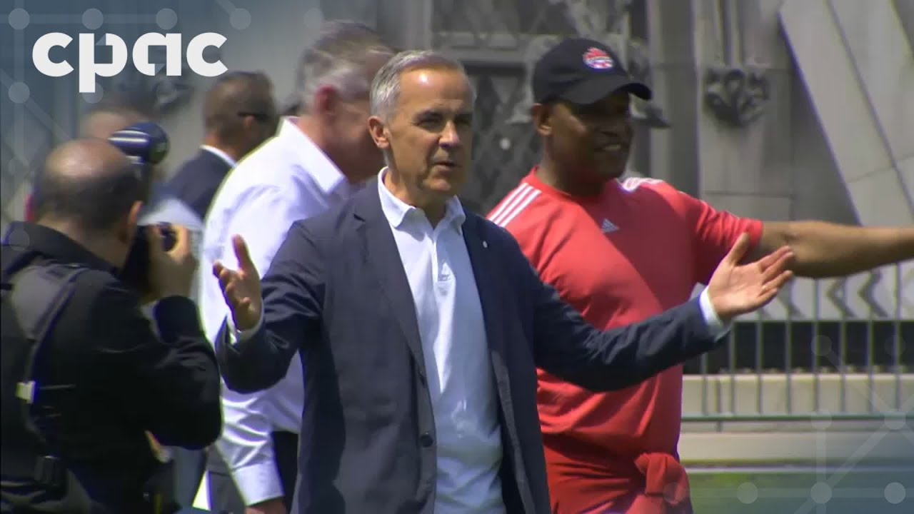 PM Carney welcomes 2026 FIFA World Cup trophy to Canada – June 30, 2025