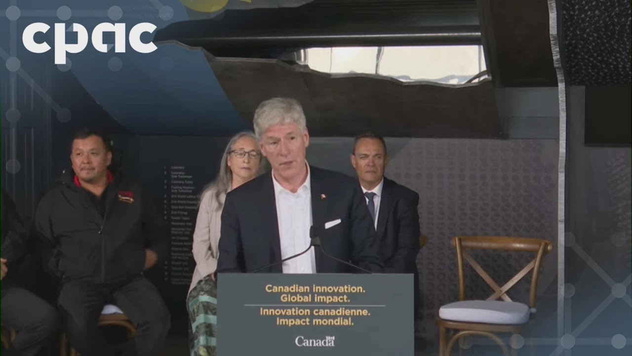 Energy Minister Tim Hodgson makes an announcement – August 19, 2025