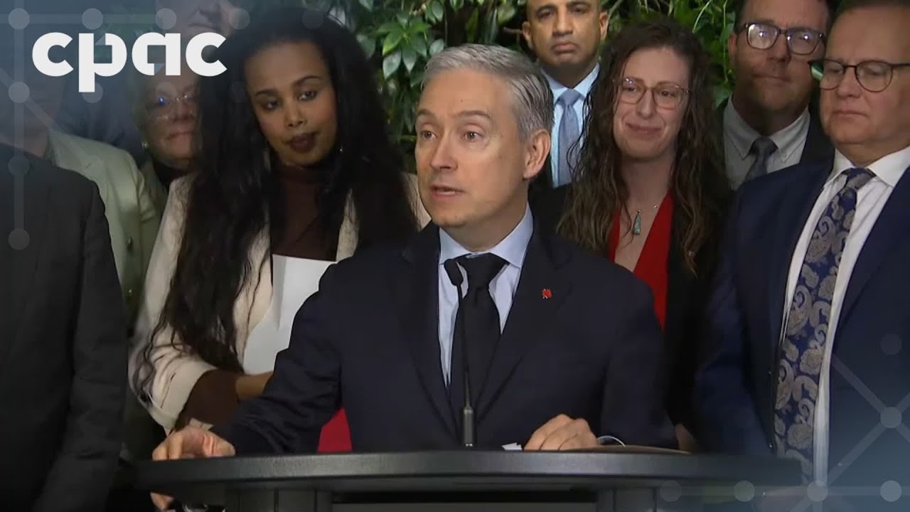 Finance Minister François-Philippe Champagne makes a pre-budget announcement – October 20, 2025