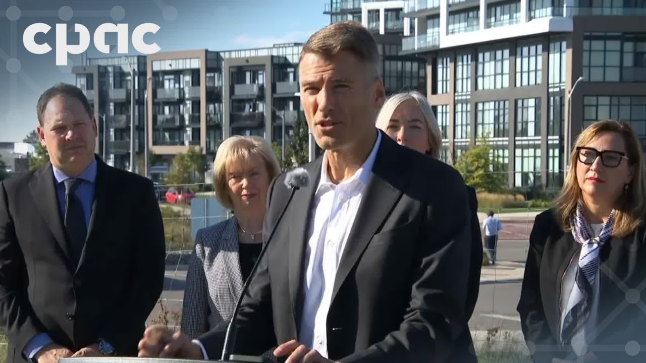 Housing Minister Gregor Robertson makes an announcement in Toronto – October 14, 2025