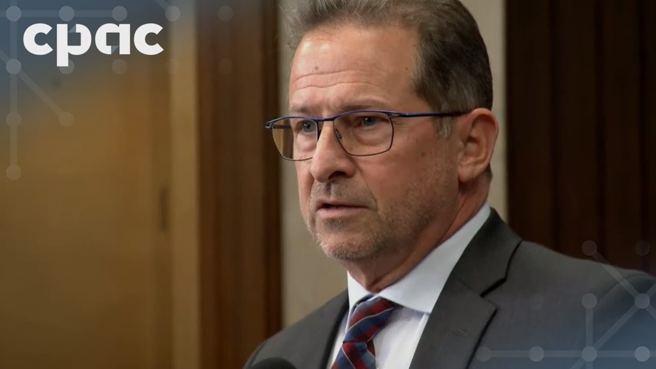 Le chef du Bloc Québécois parle aux journalistes – 26 novembre 2025